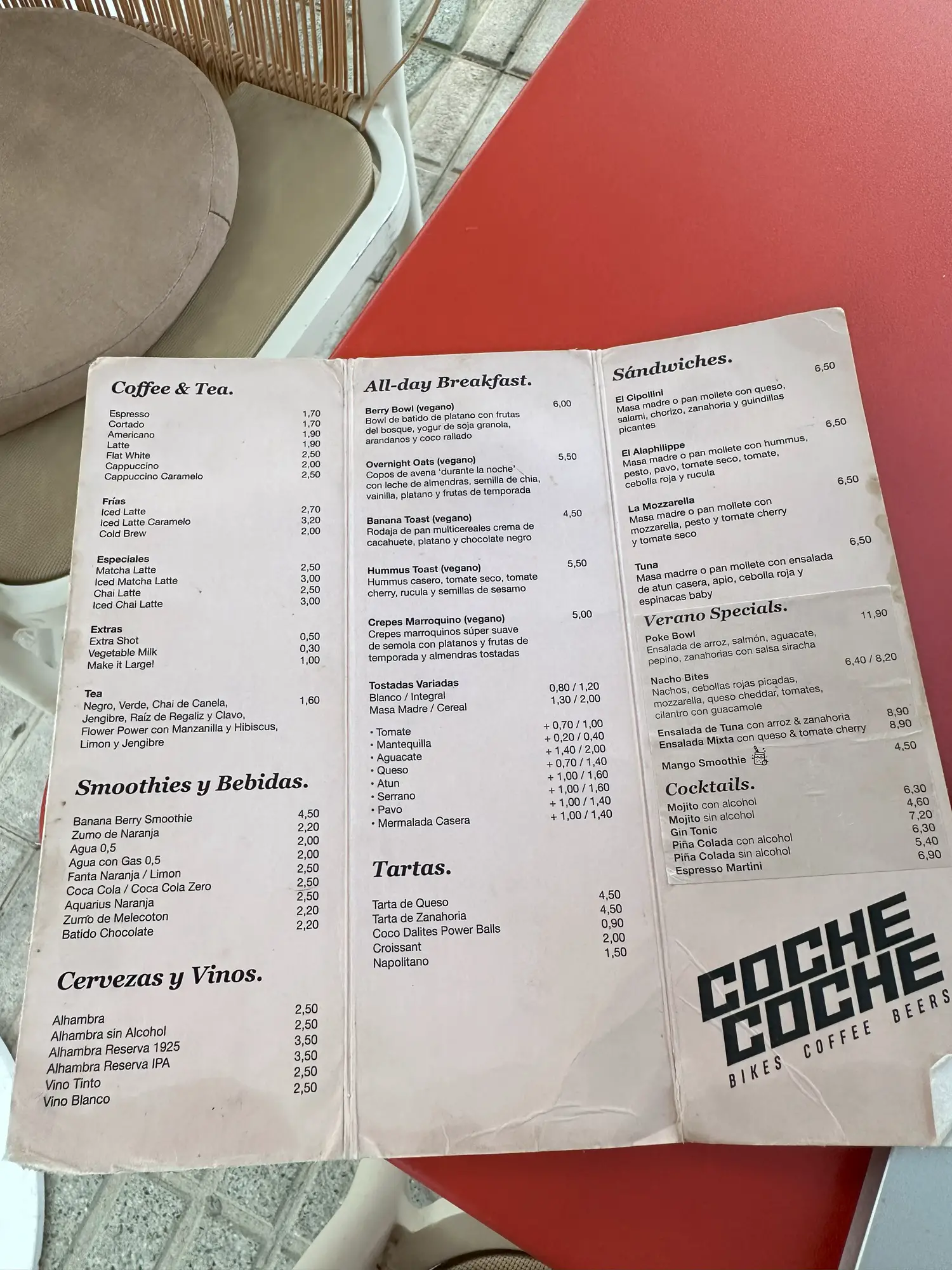 Coche Coche's menu in La herradura showcases numerous vegan options