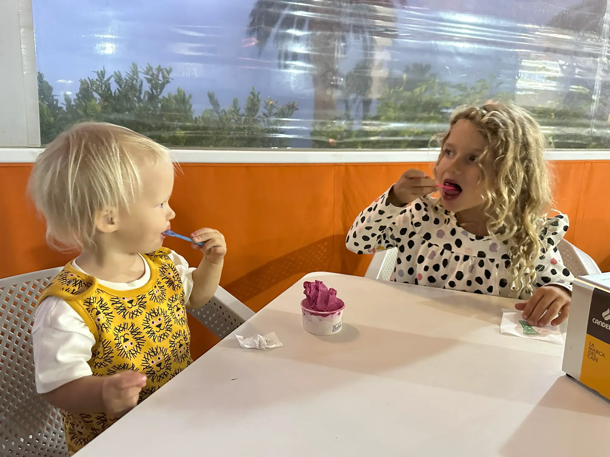 Eating gelato is an activity for sunny days or rainy days in La Herradura with kids
